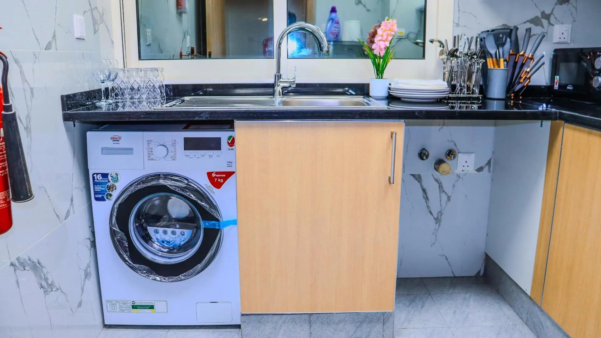 Chic 1-Bedroom Apartment Hall With Wi-Fi Dubai 0*,  United Arab Emirates